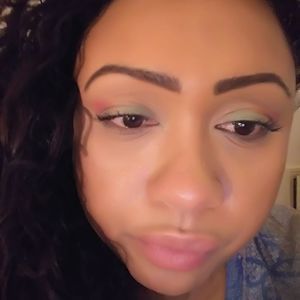 Meet your Posher, Farah